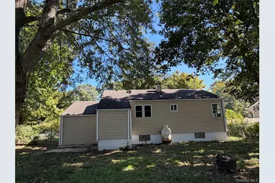 748 Doane Avenue, Bellport, NY 11713 - Photo 3