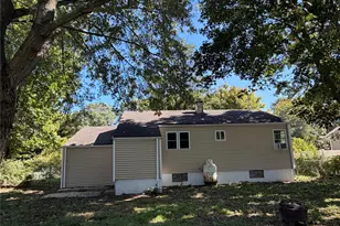 748 Doane Ave, Bellport, NY 11713 - Photo 3