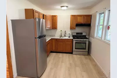 748 Doane Avenue, Bellport, NY 11713 - Photo 5
