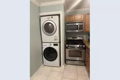 145-56 180th St, Springfield Gardens, NY 11434 - Photo 25