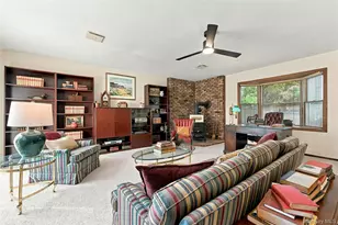 2 Milburn Ln, Huntington, NY 11743 - Photo 13