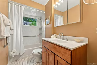 2 Milburn Lane, Huntington, NY 11743 - Photo 27