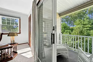 2 Milburn Ln, Huntington, NY 11743 - Photo 31