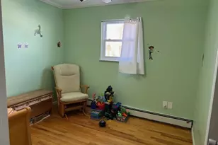 1986 Oakwood Ave, Merrick, NY 11566 - Photo 9