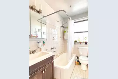 135-18 78 Ave #8F, Flushing, NY 11367 - Photo 5