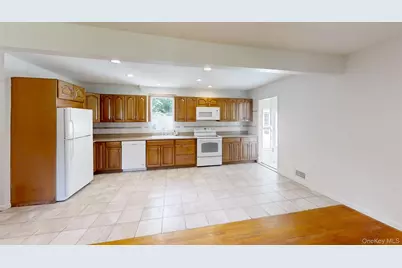 430 Grove Road, Southold, NY 11971 - Photo 7