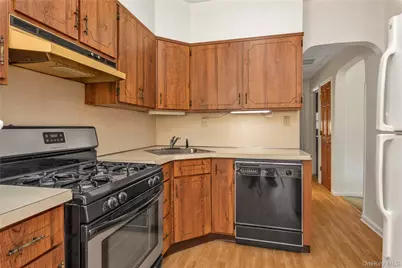 189-21 46th Road, Flushing, NY 11358 - Photo 9