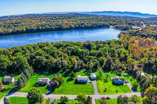 8 Gunsch Estate Dr, Newburgh, NY 12550 - Photo 9