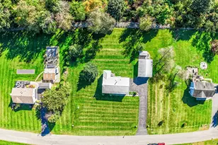 8 Gunsch Estate Dr, Newburgh, NY 12550 - Photo 7
