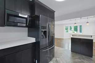 40 S Rd, White Plains, NY 10603 - Photo 7