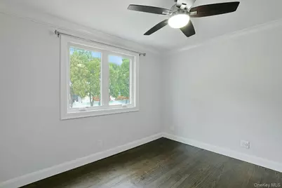40 South Road, White Plains, NY 10603 - Photo 11