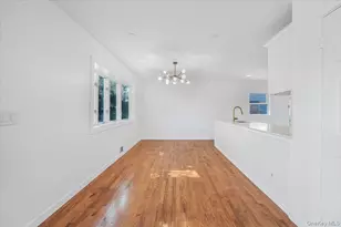 5 Edward Ave, Hicksville, NY 11801 - Photo 9