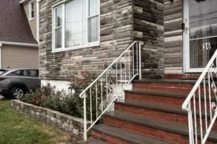 36 Gordon Rd, Valley Stream, NY 11581 - Photo 5