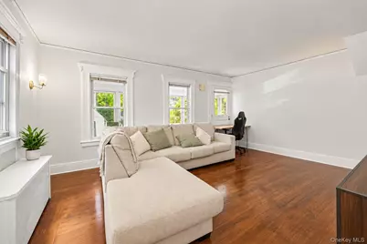 4 Tremont St, Greenwich, CT 06830 - Photo 7