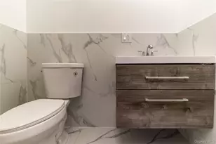 70-36 70th St, Glendale, NY 11385 - Photo 27
