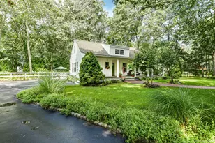 660 Bridgehampton-Sag Harbor Turnpike, Bridgehampton, NY 11978 - Photo 3