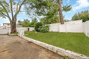 89 Catherine Ave, Franklin Square, NY 11010 - Photo 23