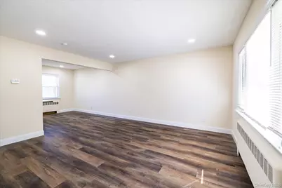 413 Greengrove Avenue, Uniondale, NY 11553 - Photo 9