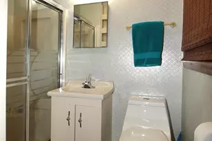 16 Argyle Pl, Smithtown, NY 11787 - Photo 23