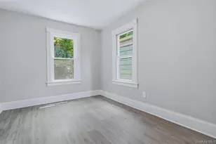70 Van Deusen St, Kingston, NY 12401 - Photo 15