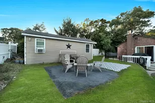 629 East Dr, Lindenhurst, NY 11757 - Photo 31