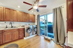 629 East Dr, Lindenhurst, NY 11757 - Photo 25