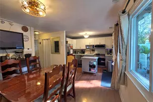 133 Fieldstone Ct, Middle Island, NY 11953 - Photo 5