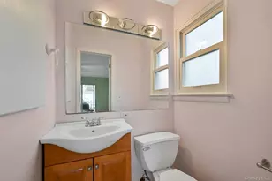 66 Parkside Dr, Suffern, NY 10901 - Photo 15