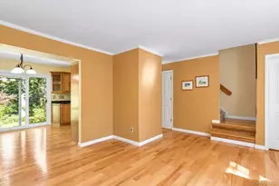 24 Huntington Commons, Yaphank, NY 11980 - Photo 5