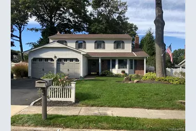 7 Colmar Avenue, Lake Grove, NY 11755 - Photo 1