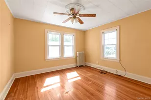 63 Oak St, Lynbrook, NY 11563 - Photo 11