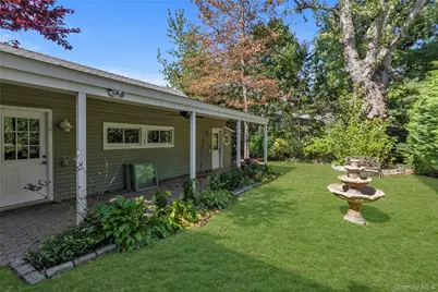 63 Oak Street, Lynbrook, NY 11563 - Photo 15
