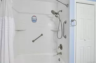 15 Haller Crescent, Spring Valley, NY 10977 - Photo 19