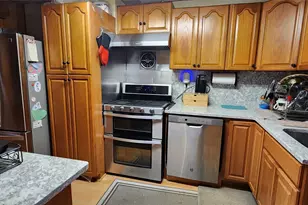 1522 Lurting Ave, Bronx, NY 10461 - Photo 7