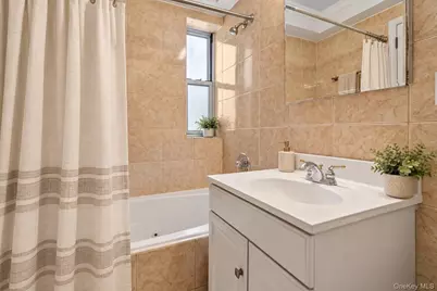 2299 Palmer Avenue #K, New Rochelle, NY 10801 - Photo 11
