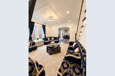 542 Logan Avenue, Bronx, NY 10465 - Photo 3