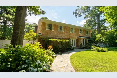 8 Tree Hollow Lane, Dix Hills, NY 11746 - Photo 1