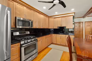 79-34 68th Ave, Middle Village, NY 11379 - Photo 7