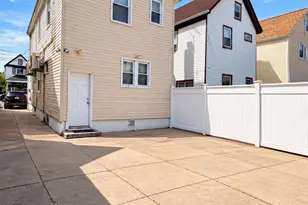 109-35 132nd St, Ozone Park, NY 11420 - Photo 9
