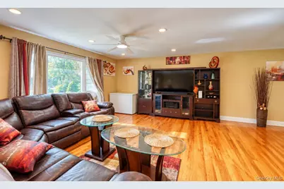 62 Delaware Road, Newburgh, NY 12550 - Photo 15