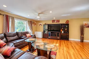 62 Delaware Rd, Newburgh, NY 12550 - Photo 15