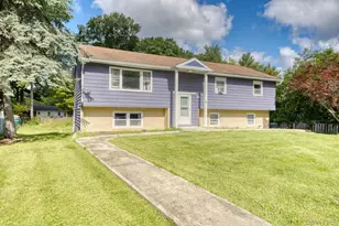 62 Delaware Rd, Newburgh, NY 12550 - Photo 3