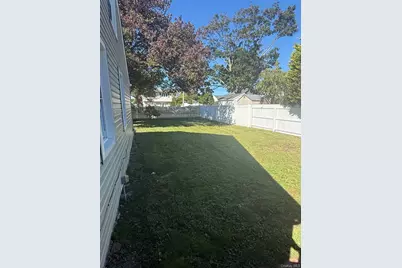 51 Tameling Avenue, Babylon, NY 11702 - Photo 25