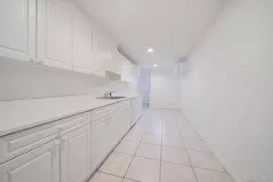 69-08 Penelope Ave, Middle Village, NY 11379 - Photo 17