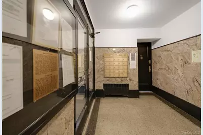 68-12 Burns Street #B2, Forest Hills, NY 11375 - Photo 5