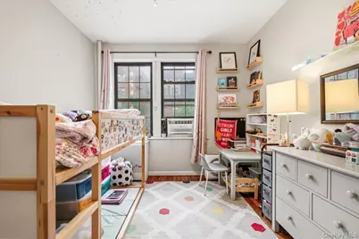 68-12 Burns Street #B2, Forest Hills, NY 11375 - Photo 25