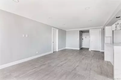 3755 Henry Hudson Parkway #14A, Bronx, NY 10463 - Photo 5