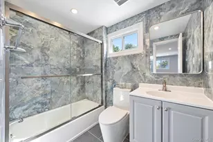 180 N 7th St, Lindenhurst, NY 11757 - Photo 25