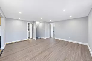 180 N 7th St, Lindenhurst, NY 11757 - Photo 19