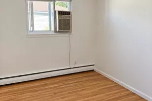 94 Union Ave, Amityville, NY 11701 - Photo 7